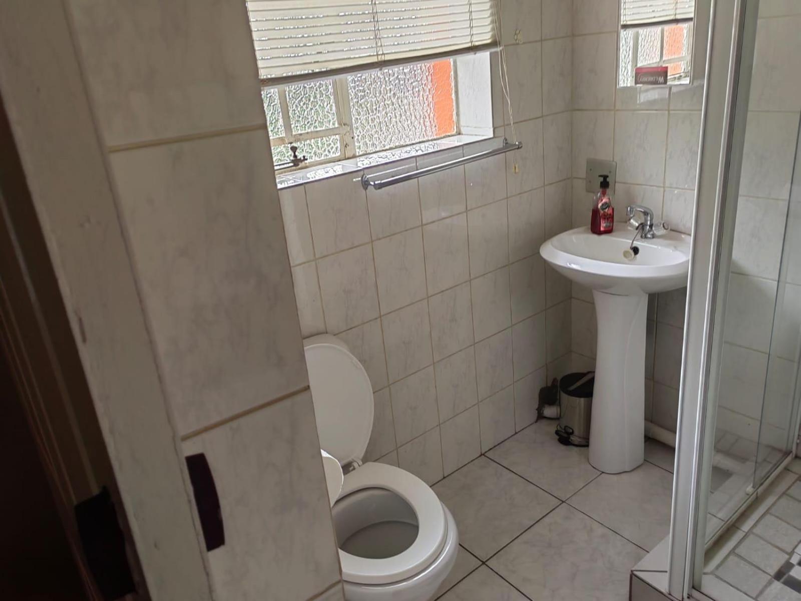 Sibahlenomhlambi Guesthouse Springs  Quarto foto