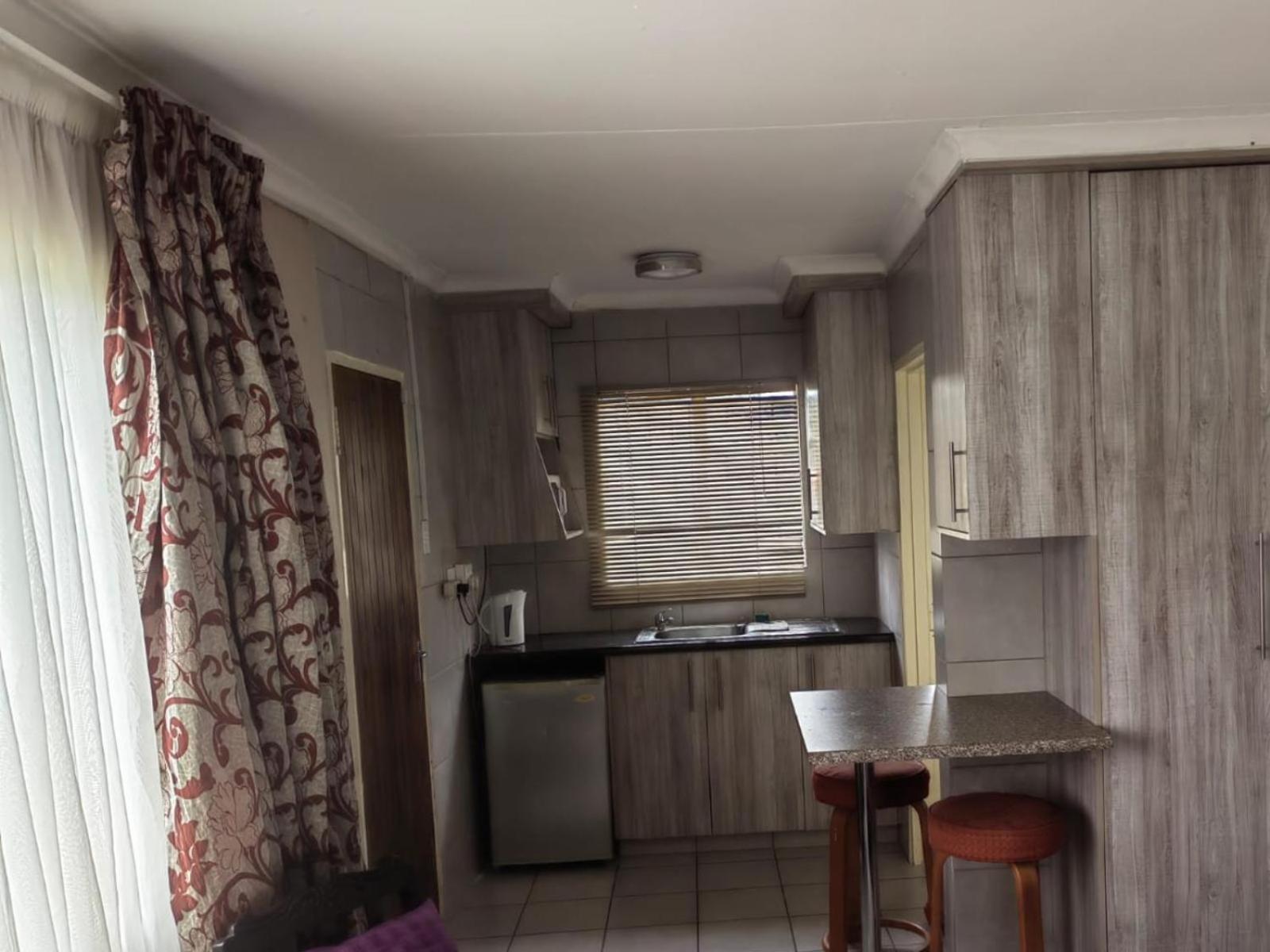 Sibahlenomhlambi Guesthouse Springs  Quarto foto