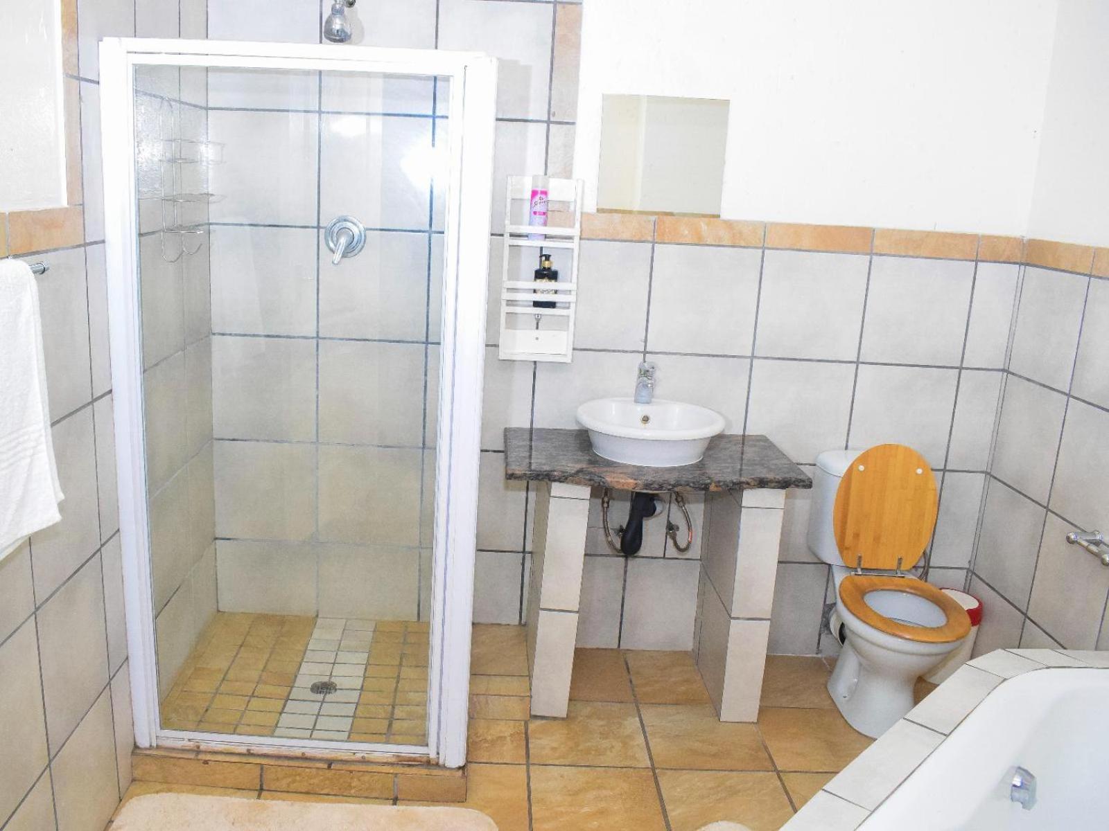 Sibahlenomhlambi Guesthouse Springs  Quarto foto